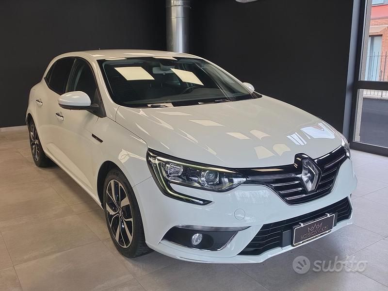 Usata Renault Mégane IV 116 CV (85 kW) 2019 Bianco Berlina