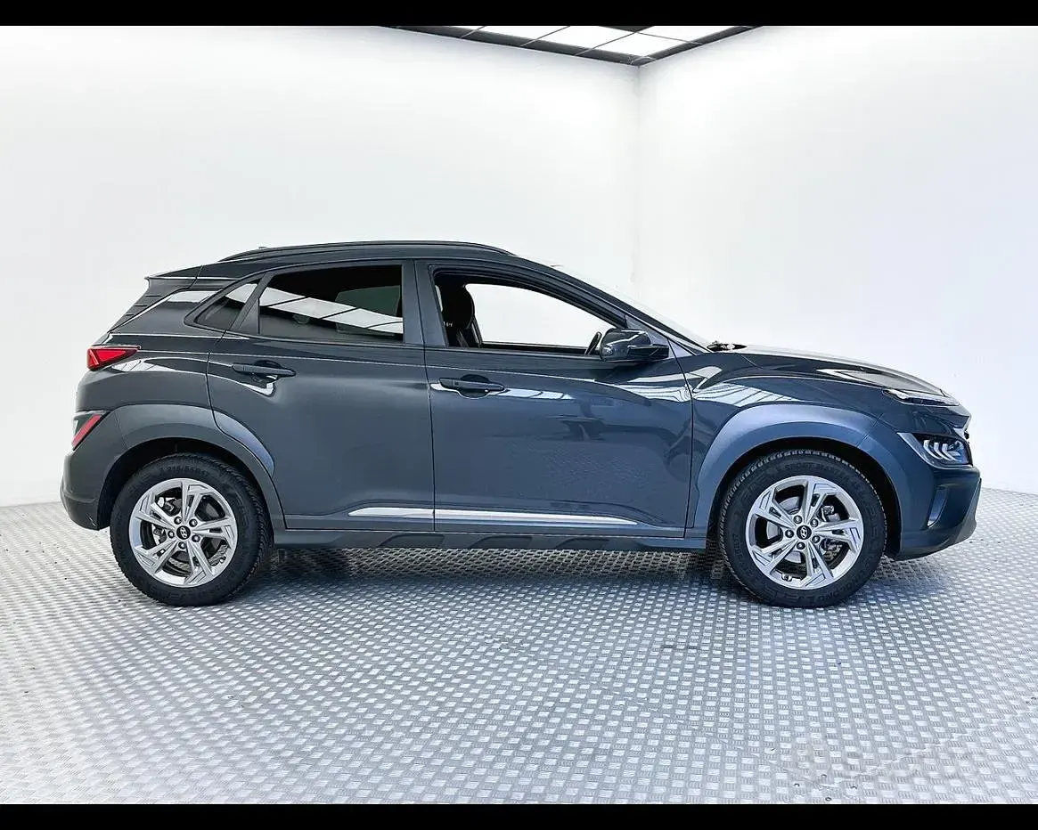Usata Hyundai Kona 120 CV (88 kW) 2023 Grigio SUV