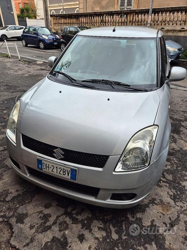 Usata Suzuki Swift 70 CV (51 kW) 2007 Grigio Utilitaria