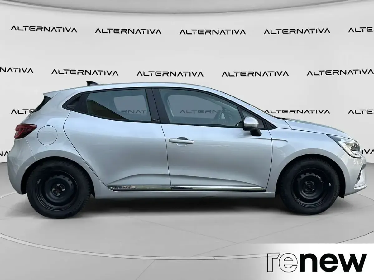Usata Renault Clio Zen 91 CV (66 kW) 2021 Grigio Utilitaria