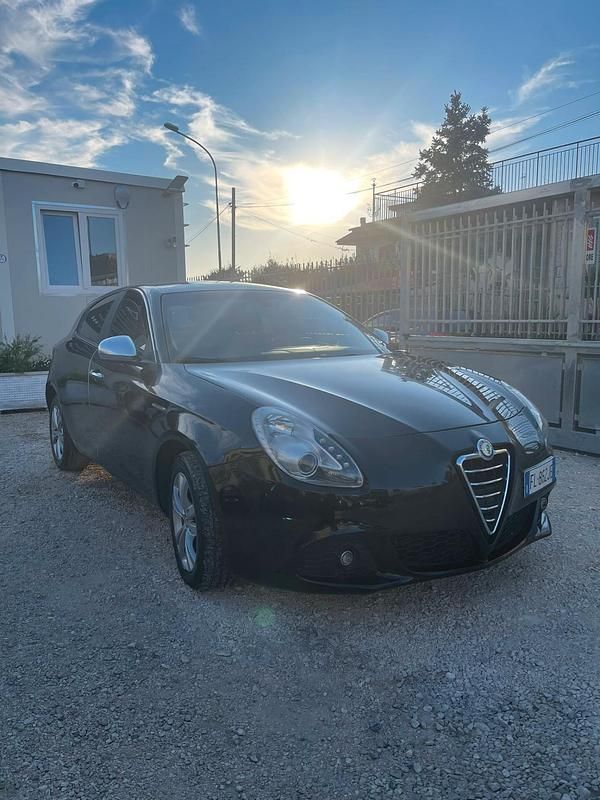 Usata Alfa Romeo Giulietta 105 CV (77 kW) 2012 Nero Utilitaria
