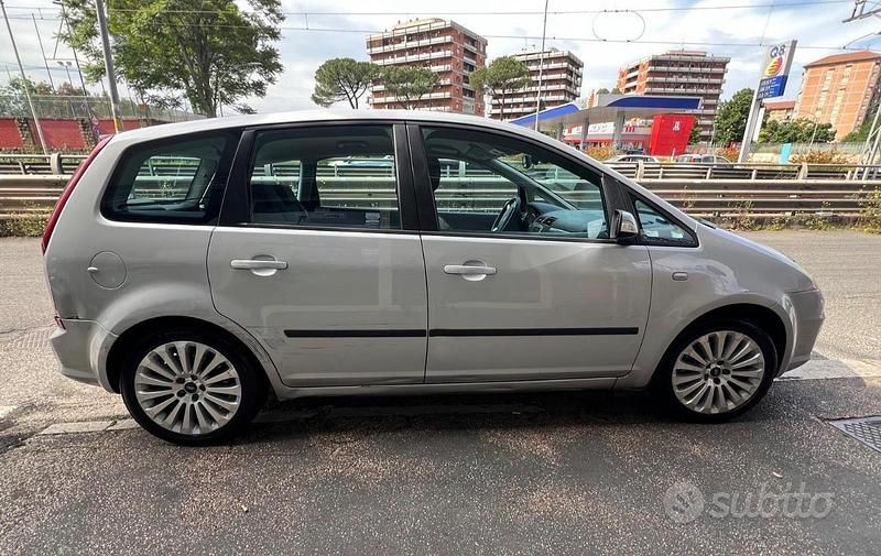 Grigio Usata 2008 Ford C-MAX Monovolume | 800 € (Super prezzo) - Immagine 1/4