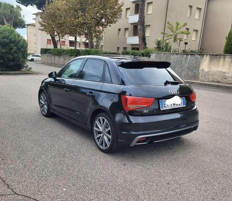 Usata Audi A1 Sportback Attraction 90 CV (66 kW) 2013 Nero Utilitaria
