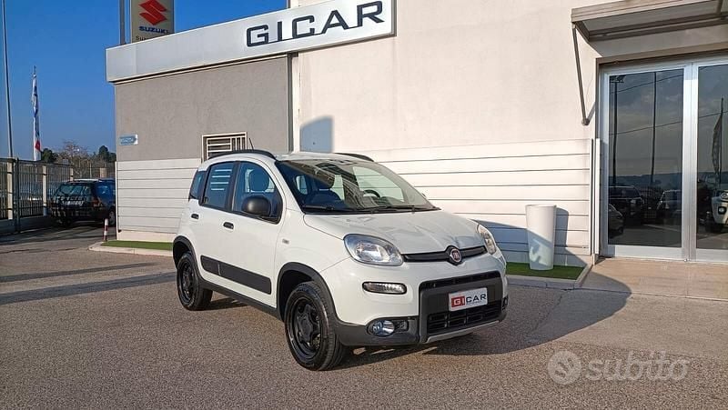 Bianco Usata 2020 Fiat Panda 4x4 S Due volumi | 8690 € (Super prezzo) - Immagine 1/4