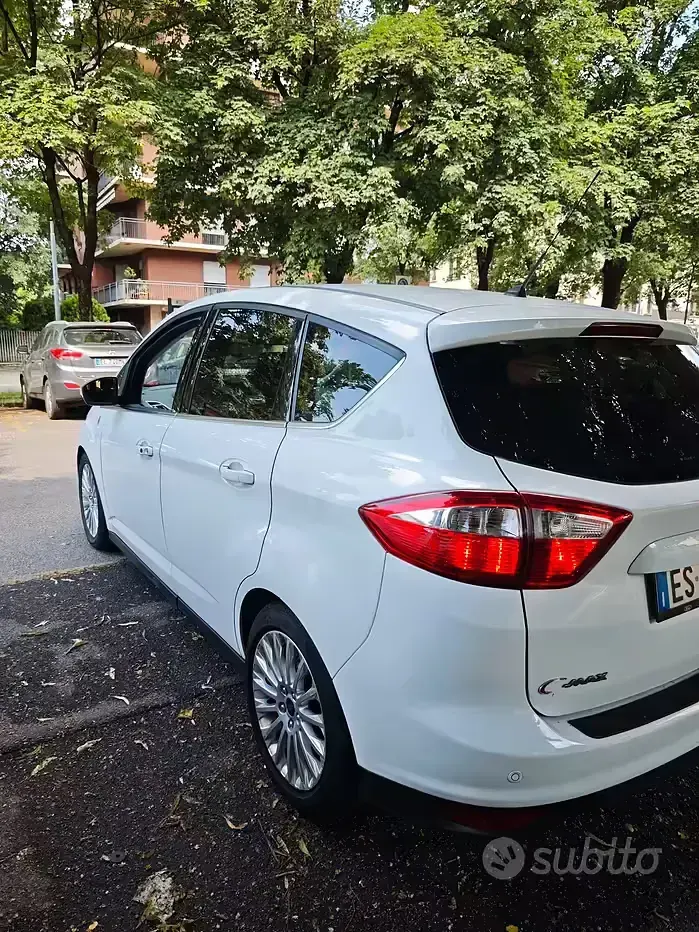 Usata Ford C-MAX Titanium 101 CV (74 kW) 2013 Bianco Monovolume