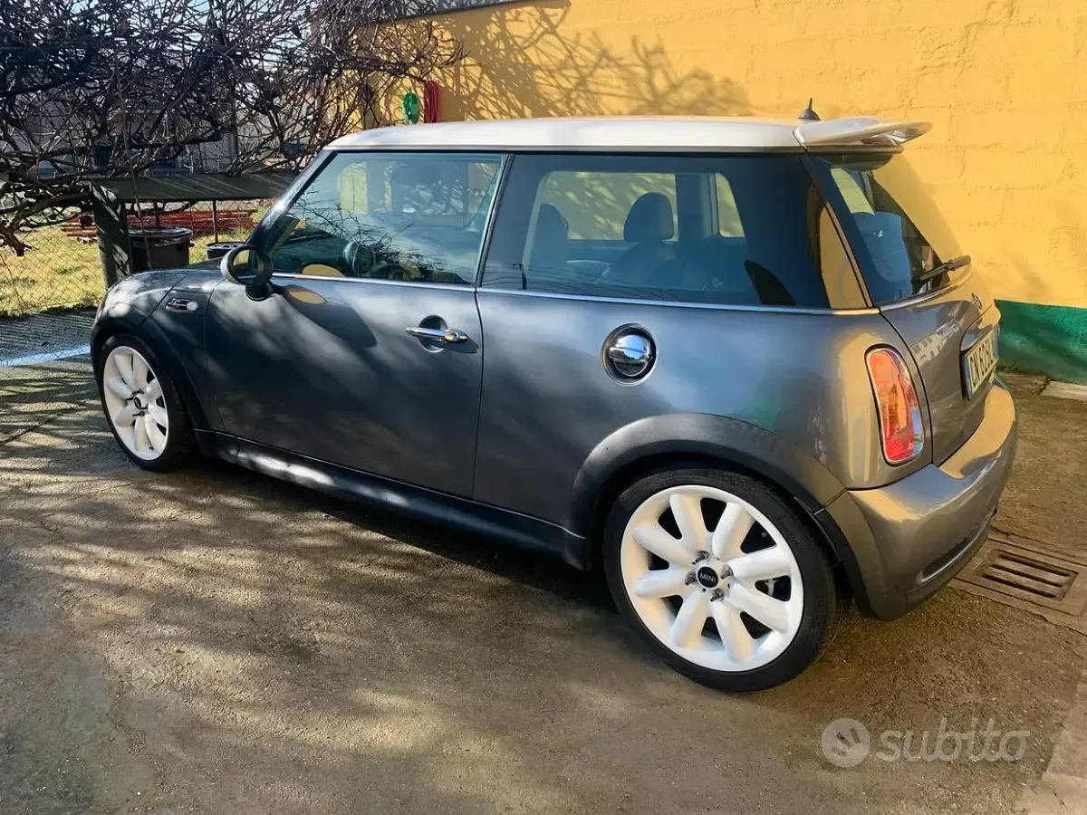 Usata Mini Cooper S Coupé 170 CV (125 kW) 2004 Grigio Coupé