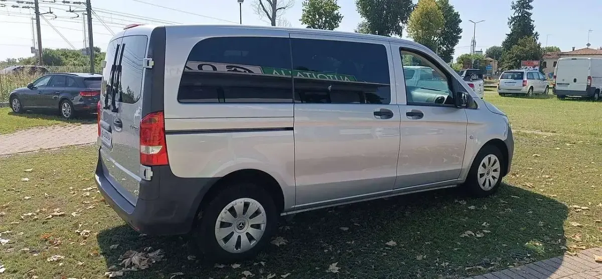 Usata Mercedes Vito 136 CV (100 kW) 2020 Argento Furgone