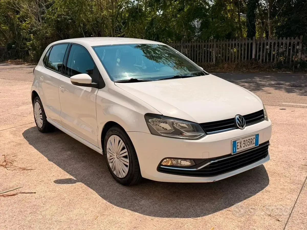 Usata VW Polo Comfortline 75 CV (55 kW) 2015 Bianco Berlina