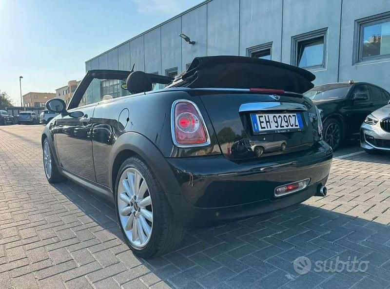 Usata Mini Cooper D Cabriolet 111 CV (81 kW) 2011 Nero Cabrio