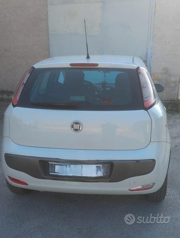 Usata Fiat Grande Punto 2010 Bianco Utilitaria