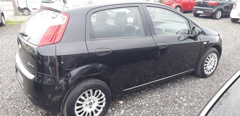 Usata Fiat Grande Punto S 69 CV (50 kW) 2013 Nero Utilitaria
