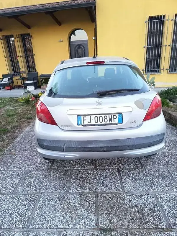 Gebraucht Peugeot 207 73 PS (53 kW) 2007 Limousine
