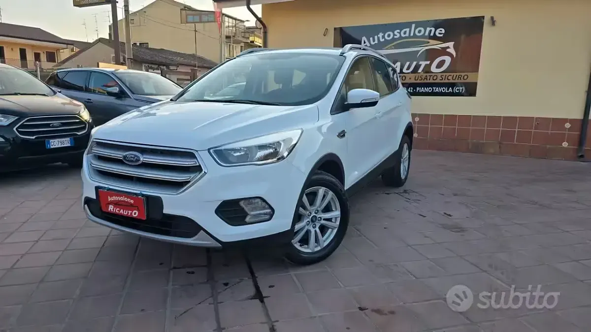 Usata Ford Kuga Titanium 120 CV (88 kW) 2017 Bianco SUV