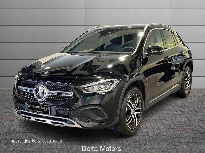 Usata Mercedes GLA180 116 CV (85 kW) 2023 Nero SUV