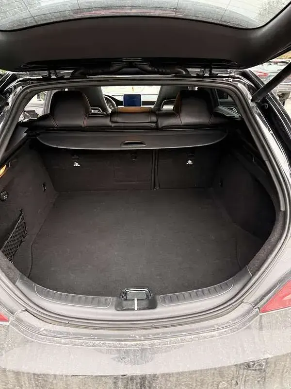 Usata Mercedes CLA250e Shooting Brake Premium 211 CV (155 kW) 2017 Station wagon