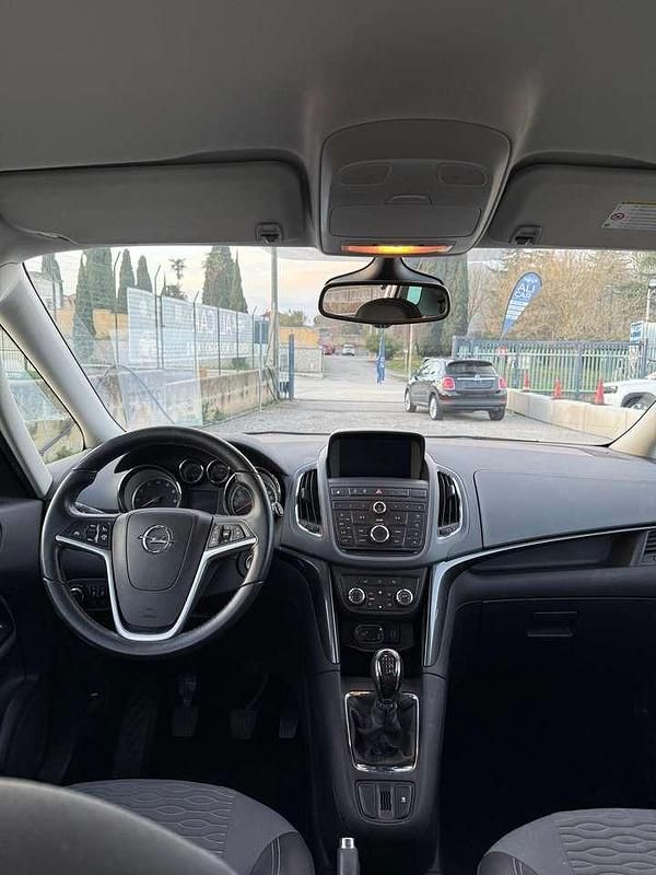 Usata Opel Zafira Tourer Cosmo 150 CV (110 kW) 2015 Argento Monovolume
