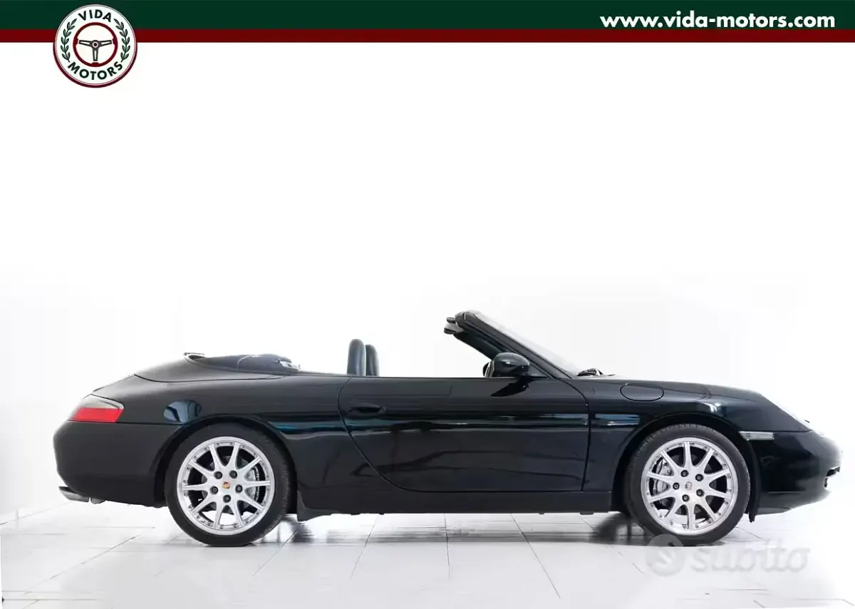Usata Porsche 911 Carrera 4 Cabriolet 300 CV (220 kW) 1999 Nero Cabrio