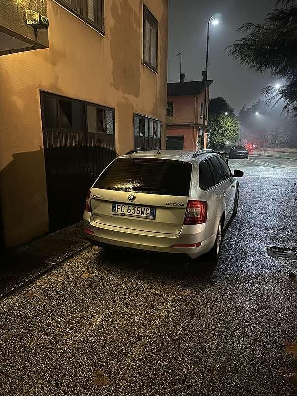 Usata Skoda Octavia Executive 150 CV (110 kW) 2016 Utilitaria