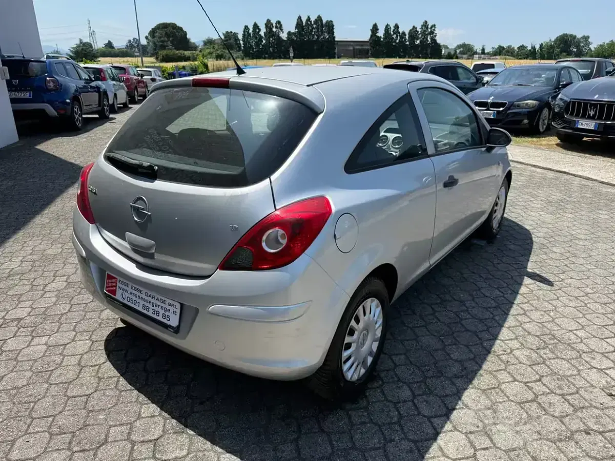 Usata Opel Corsa Enjoy 80 CV (58 kW) 2008 Grigio Utilitaria