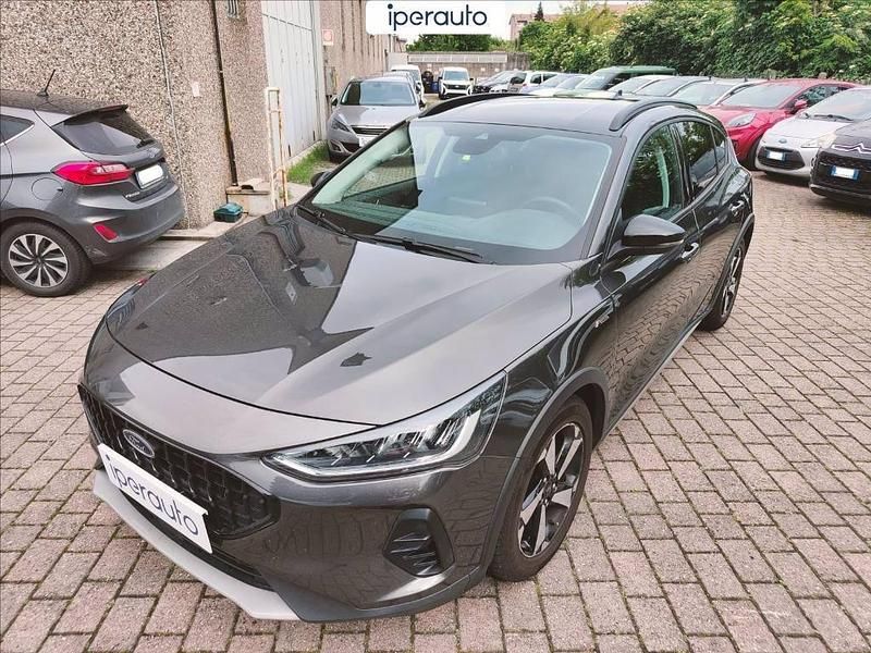 Usata Ford Focus Active 125 CV (91 kW) 2022 Grigio Berlina