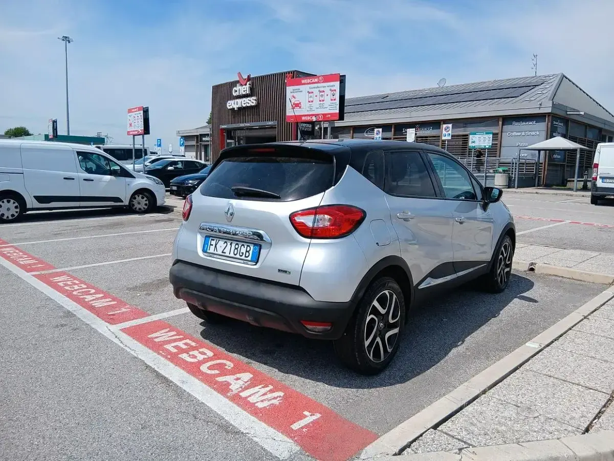 Usata Renault Captur 90 CV (66 kW) 2017 SUV