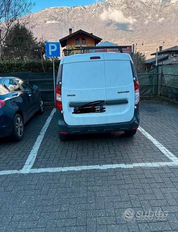 Usata Dacia Dokker 90 CV (66 kW) 2016 Monovolume