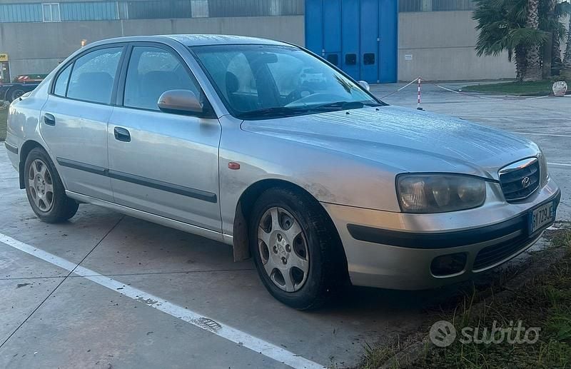 Usata 2002 Hyundai Elantra | 500 € - Immagine 1/4