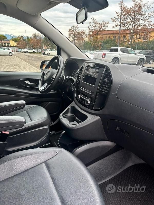 Usata Mercedes Vito 136 CV (100 kW) 2022 Verde Furgone