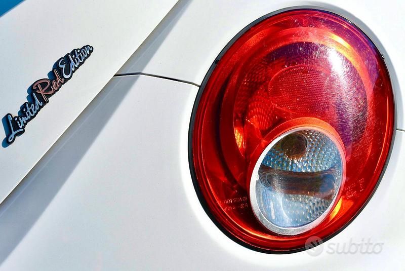 Bianco Usata 2009 VW Beetle Edition Cabrio | 9800 € (Molto cara) - Immagine 1/4