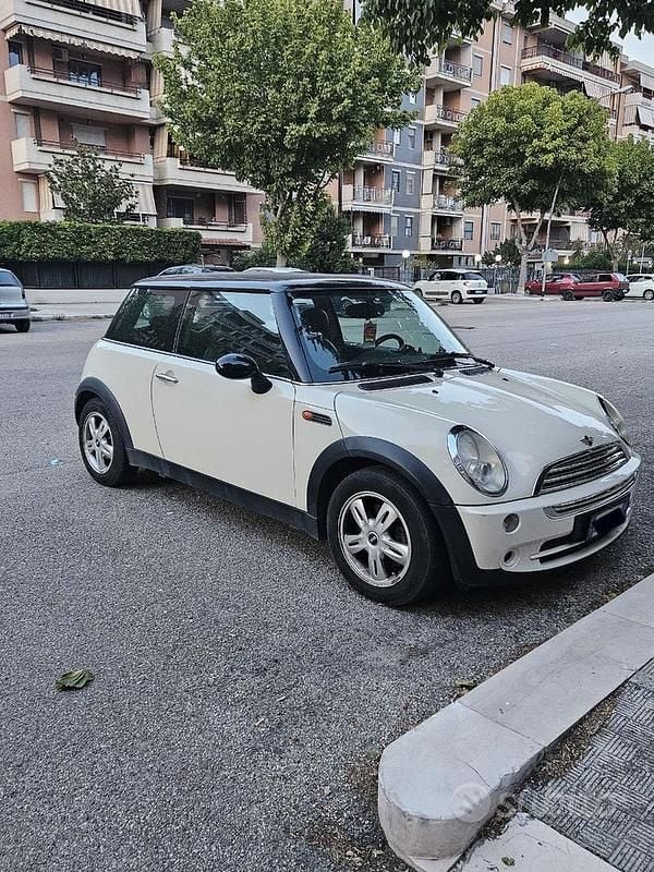 Usata Mini ONE 90 CV (66 kW) 2006 Bianco Utilitaria