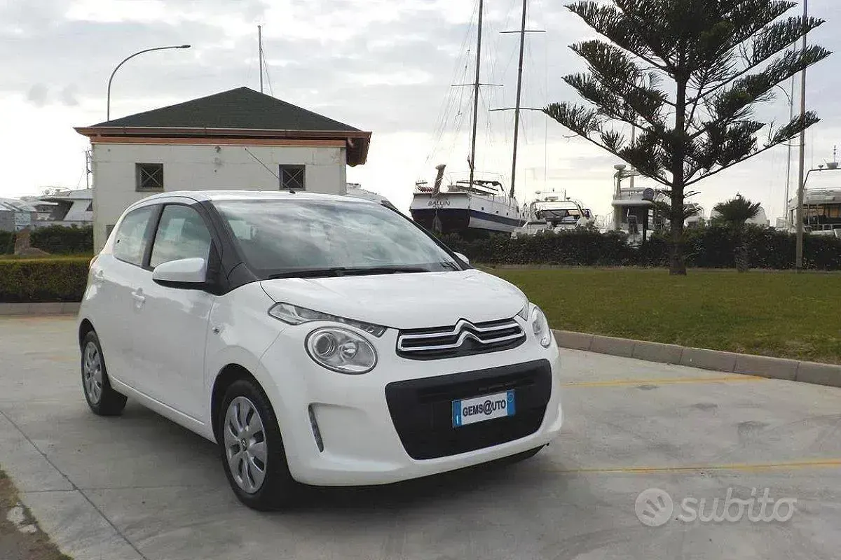 Begagnad Citroën C1 Feel 82 HK (60 kW) 2017 Vit Halvkombi