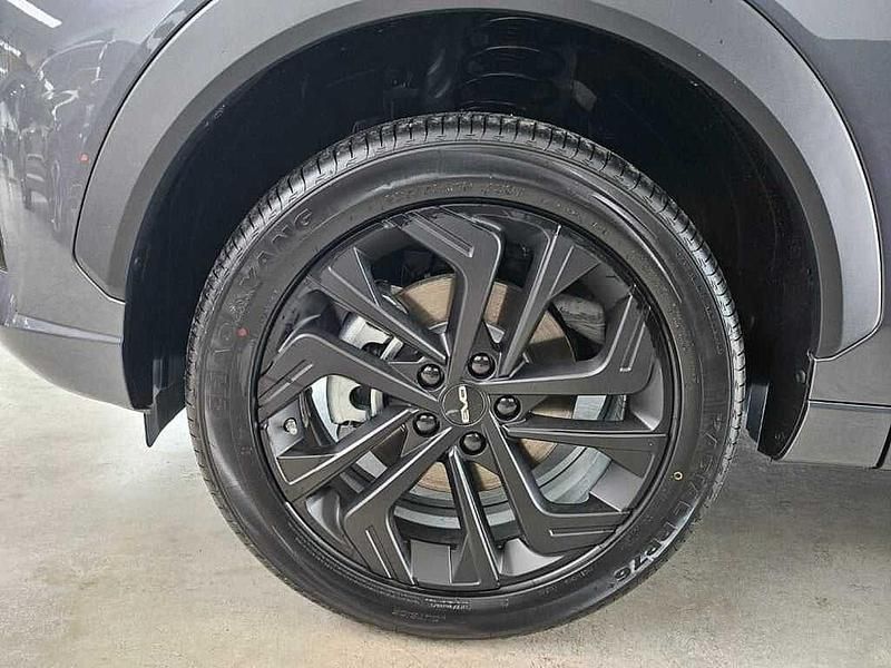 Neu EVO Evo 7 174 PS (127 kW) 2025 Grau SUV