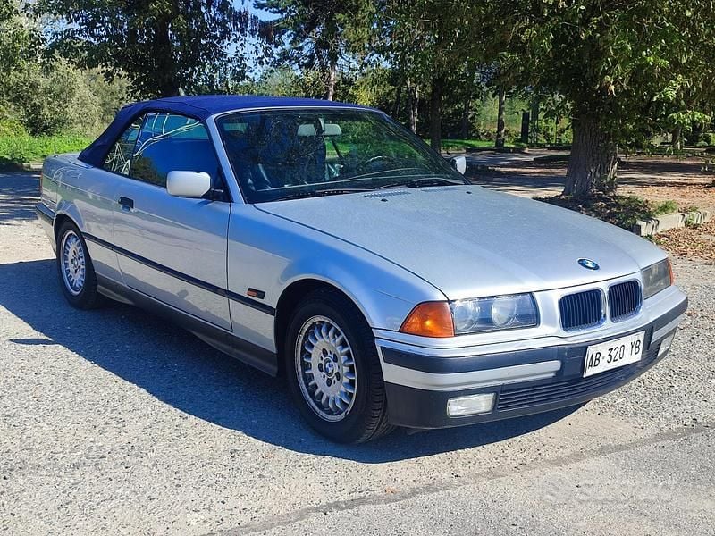 Usata BMW 320 Cabriolet Efficient Dynamics 150 CV (110 kW) 1995 Grigio Cabrio