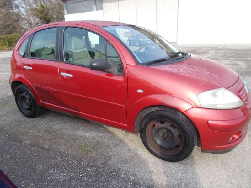 Usata Citroën C3 Exclusive 73 CV (53 kW) 2003 Bordeaux Berlina