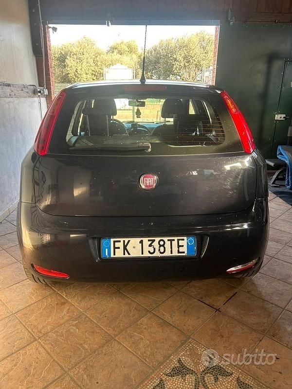 Usata Fiat Punto 95 CV (69 kW) 2017 Blu Utilitaria