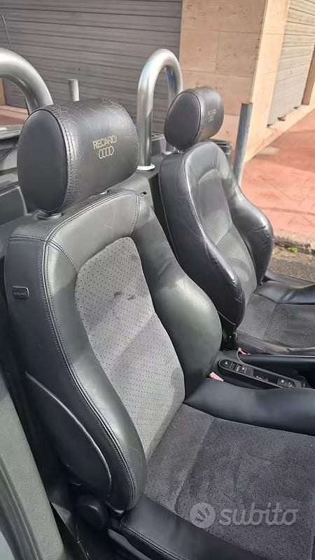 Usata Audi TT Roadster 225 CV (165 kW) 2000 Grigio Cabrio