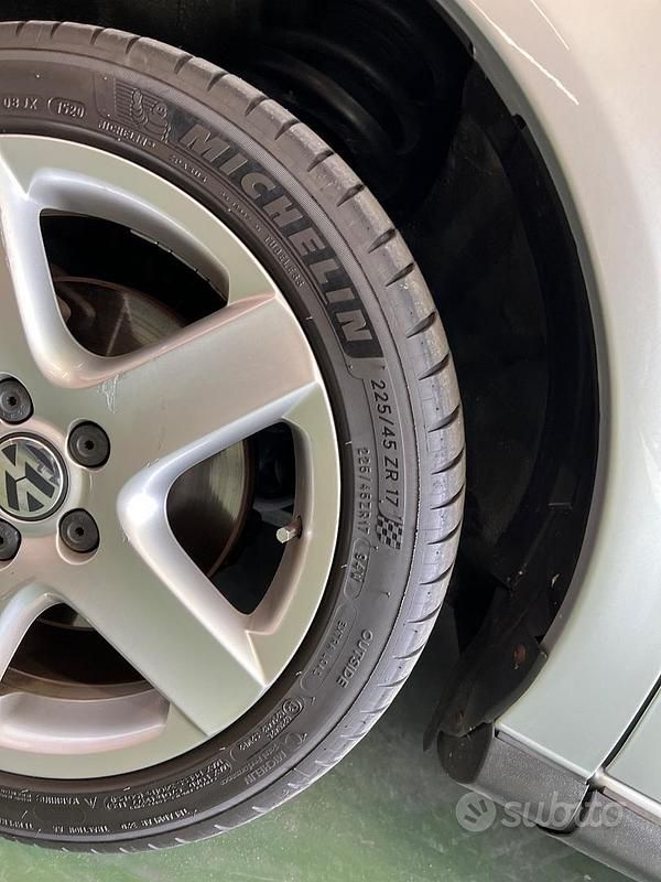 Usata VW Sharan 116 CV (85 kW) 2010 Grigio Monovolume