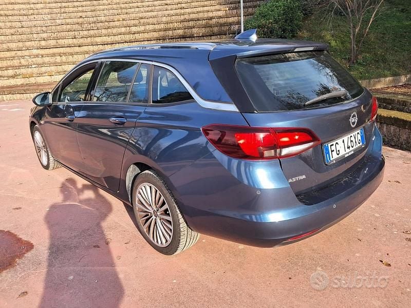 Blu Usata 2017 Opel Astra Station wagon | 2999 € (Ottimo prezzo) - Immagine 1/4