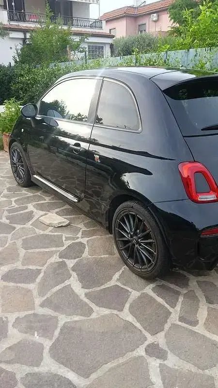 Usata Abarth 595 165 CV (121 kW) 2024 Utilitaria