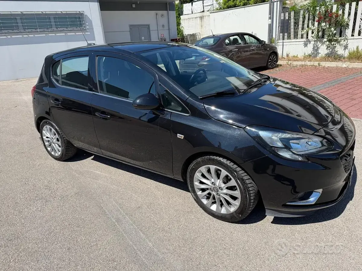 Usata Opel Corsa 95 CV (69 kW) 2017 Utilitaria