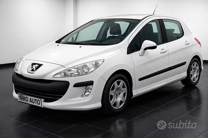 Usata Peugeot 308 Active 93 CV (68 kW) 2011 Bianco Berlina