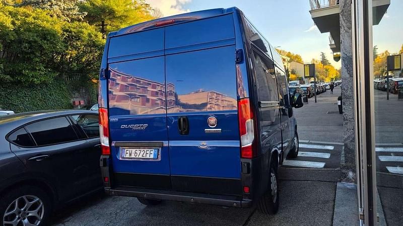 Usata Fiat Ducato 150 CV (110 kW) 2019 Blu Furgone