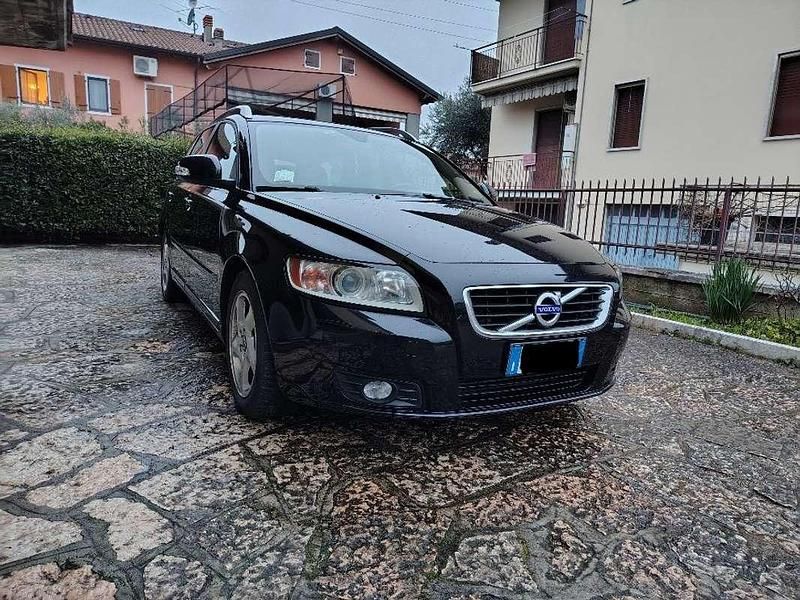 Usata Volvo V50 Plus 114 CV (83 kW) 2012 Nero Station wagon