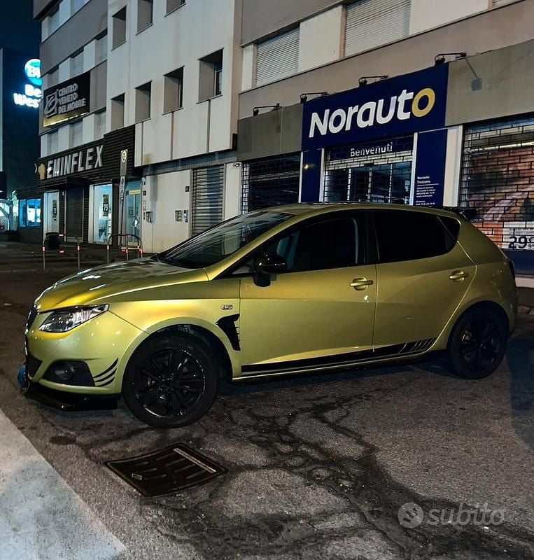 Usata Seat Ibiza 85 CV (62 kW) 2009 Berlina