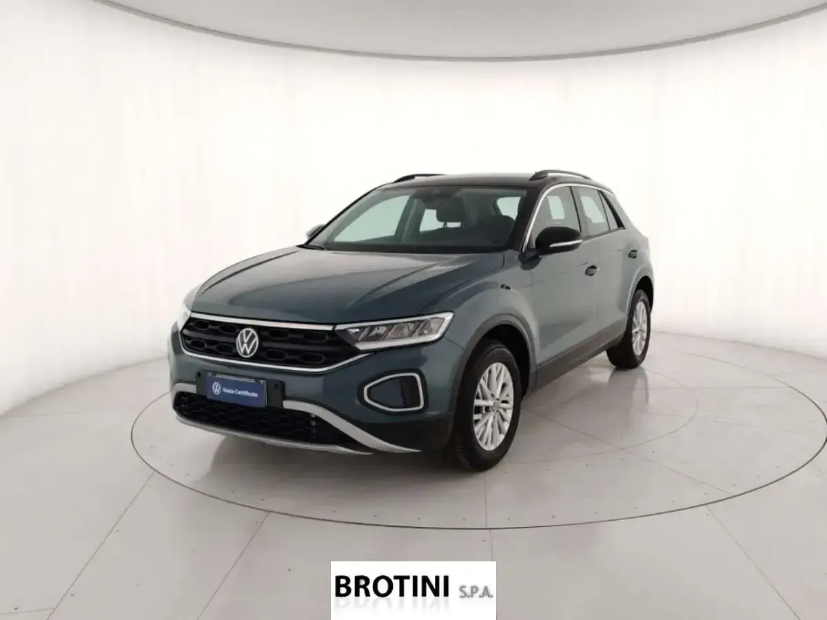 Usata VW T-Roc Life 150 CV (110 kW) 2025 SUV