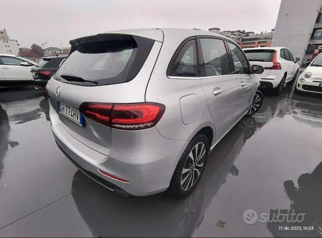 Occasion Mercedes B250e Business 160 ch (117 kW) 2021 Noir Monospace
