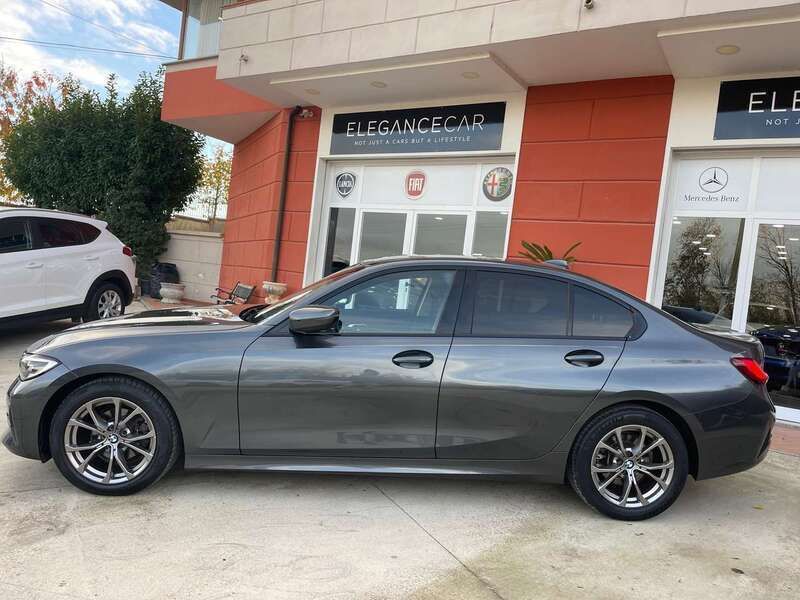 Usata BMW 318 Gran Turismo Sport Line 150 CV (110 kW) 2020 Grigio Berlina
