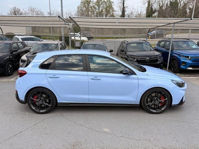 Usata Hyundai i30 N Performance 280 CV (205 kW) 2022 Blu performance pastello Berlina