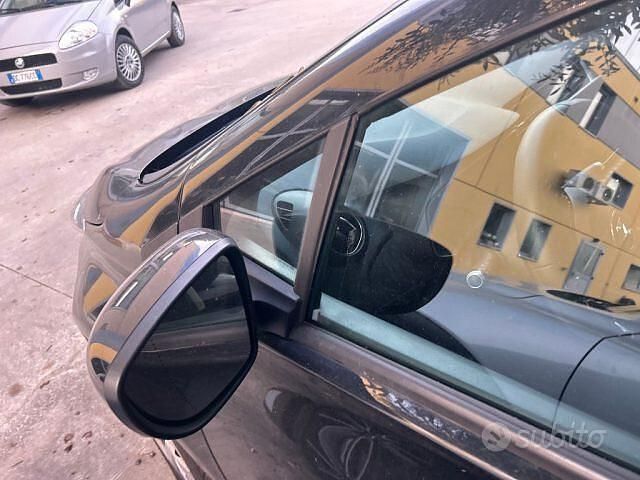 Usata Renault Zoe Life 64 kW (88 CV) 2020 Nero Utilitaria