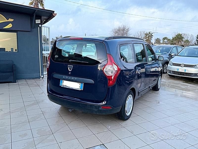 Usata Dacia Lodgy Prestige 85 CV (62 kW) 2015 Blu Monovolume